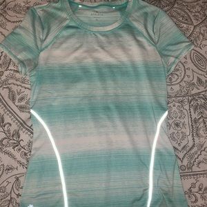 athleta t-shirt